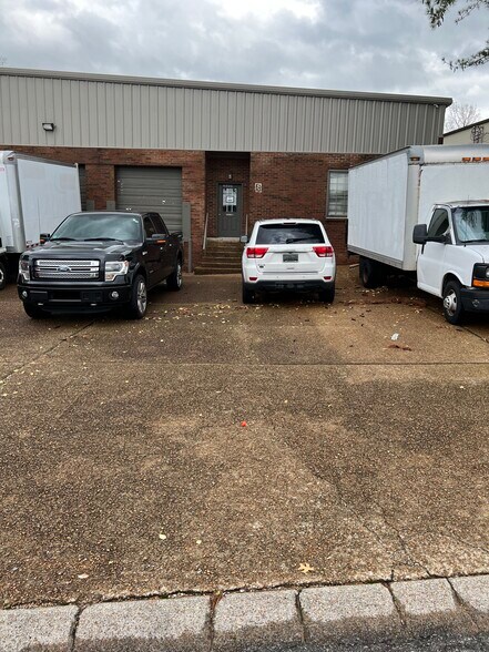 Primary Photo Of 2602-2604 Grissom Dr, Nashville Warehouse For Lease