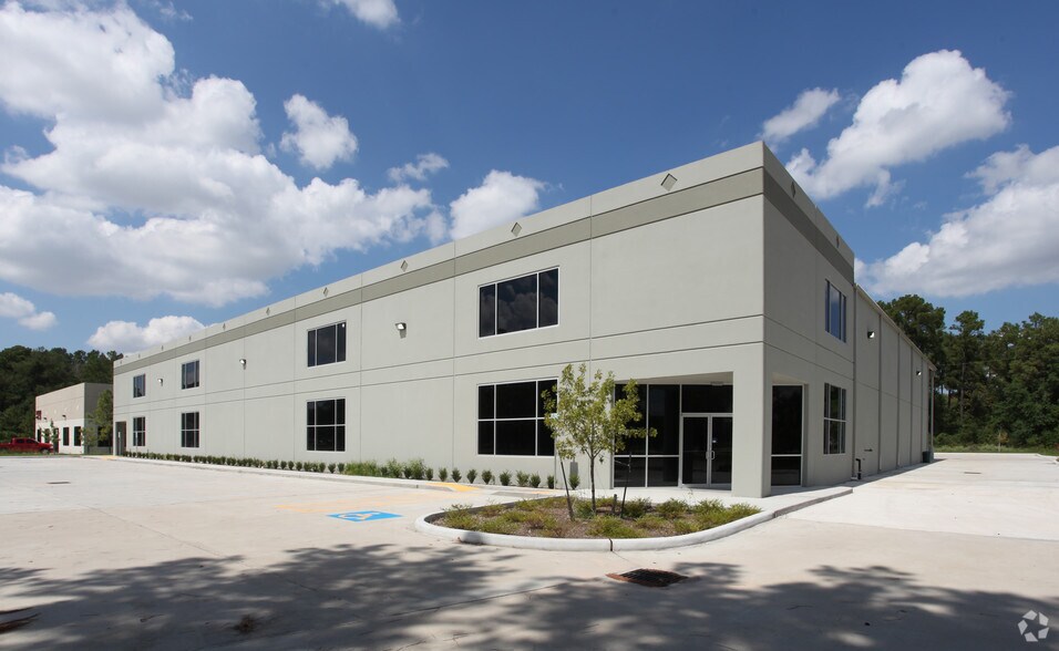 Primary Photo Of 4553 Aldine Bender Rd, Houston Warehouse For Sale