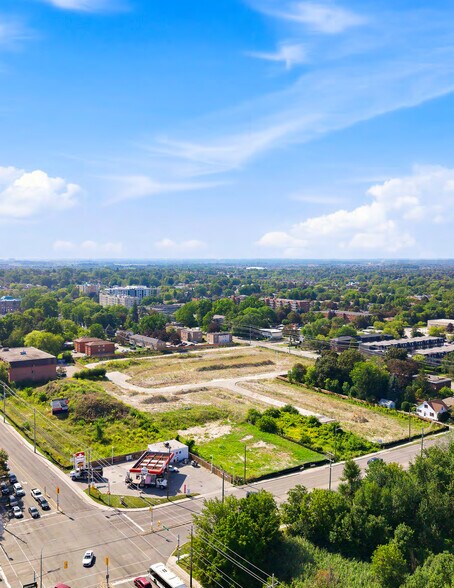 More Photos Of 100 Garden St, Whitby Land For Sale