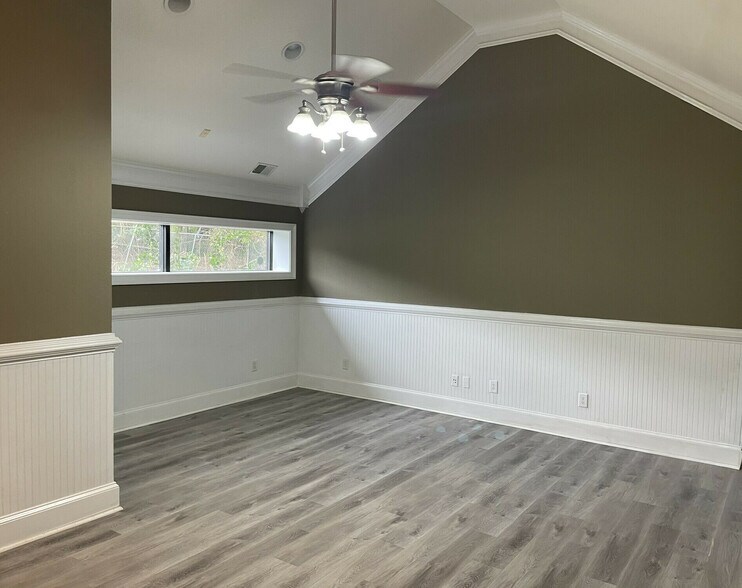 More Photos Of 2765 Access Rd, Covington Light Manufacturing For Sale