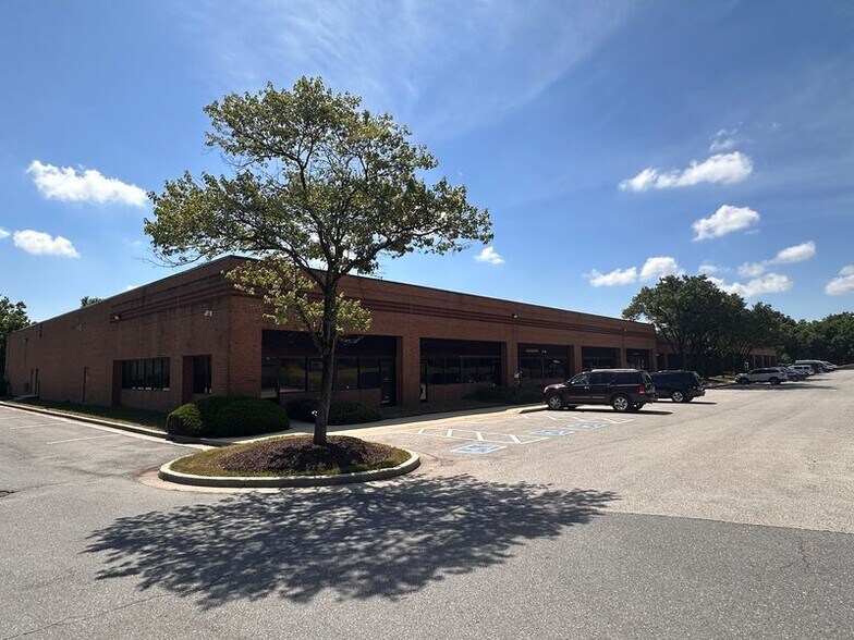 Primary Photo Of 7483 Candlewood Rd, Hanover Research And Development For Lease