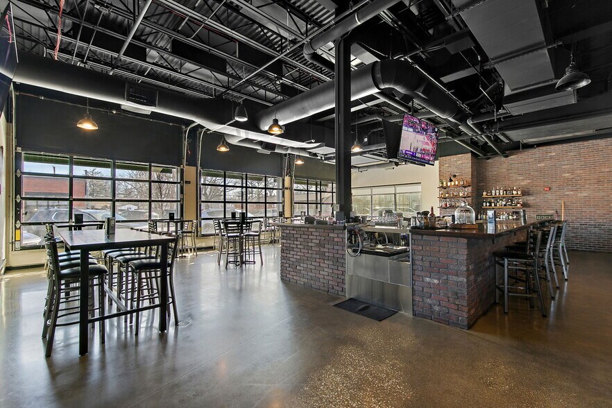 More Photos Of 113 Main St, Oswego Medical For Sale