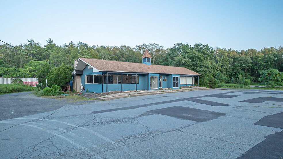 More Photos Of 906 Rt-28, Kingston Restaurant For Sale