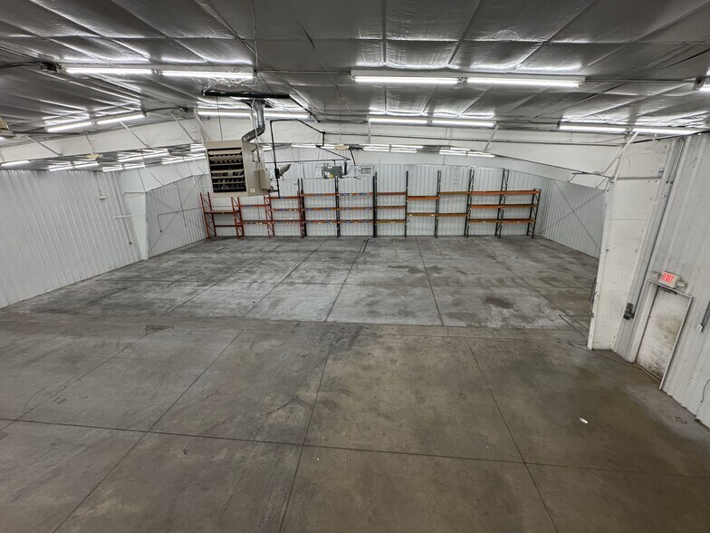 More Photos Of 3040 N Ohio St, Wichita Industrial For Sale