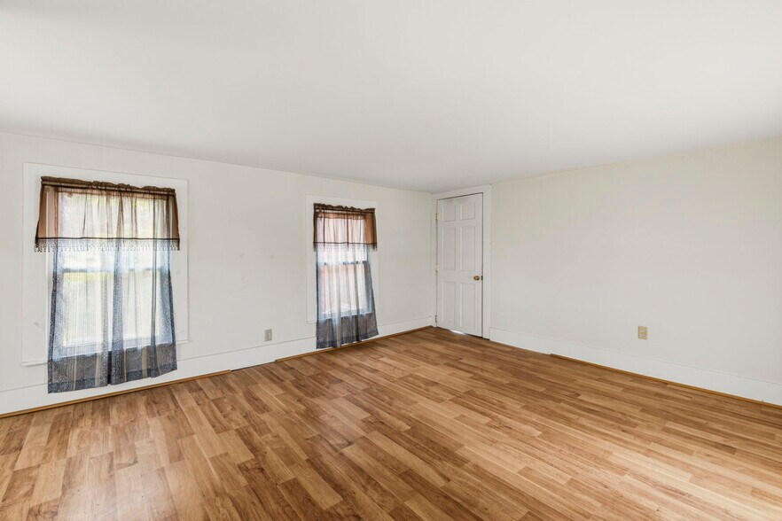 More Photos Of 9228 Stoutsville Pike, Stoutsville Land For Sale