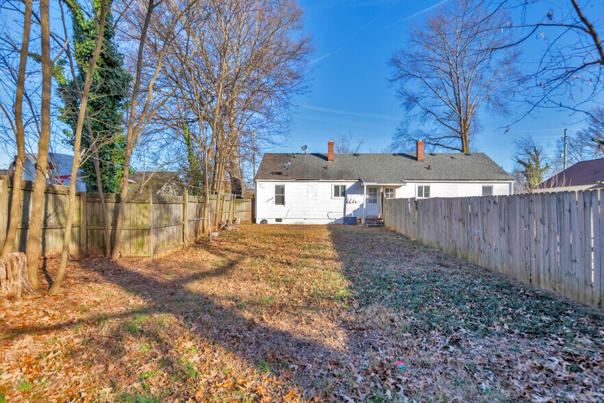 More Photos Of 610 Armstrong St SE, Marietta Multifamily For Sale