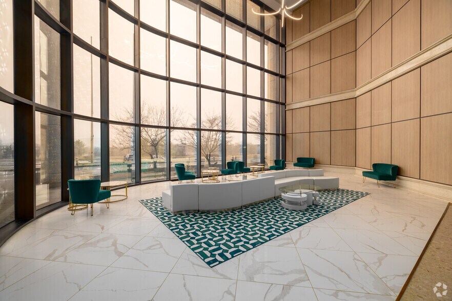 More Photos Of 53 Frontage Rd, Hampton Office For Sale