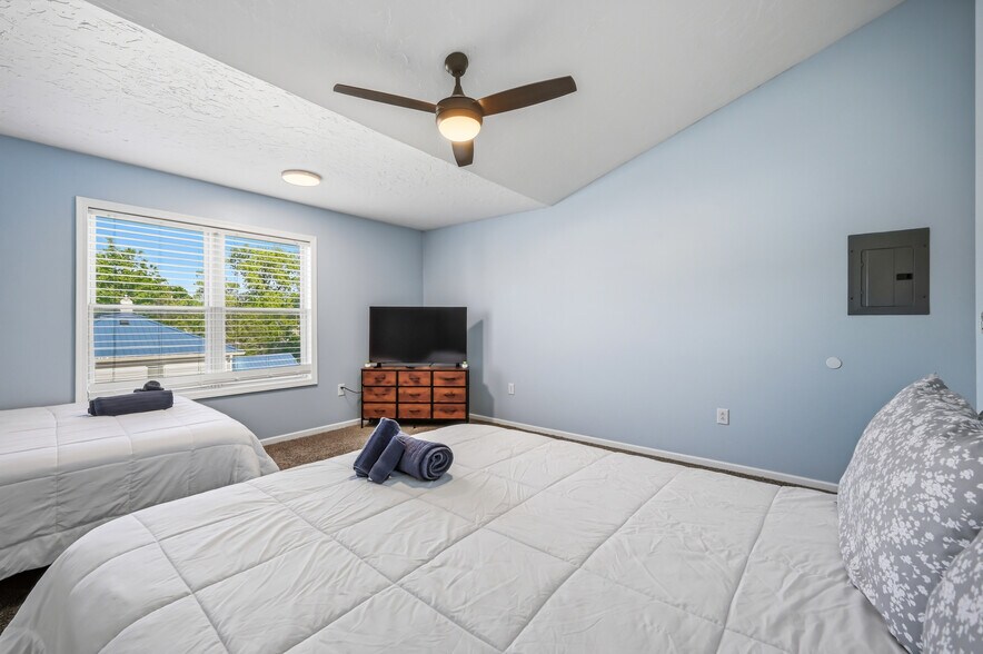 More Photos Of 5214 Old Lake Rd, Geneva Apartments For Sale