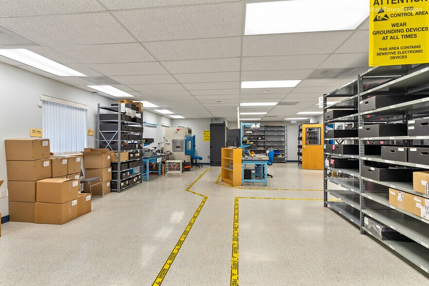 More Photos Of 2221 Yew St, Forest Grove Manufacturing For Sale