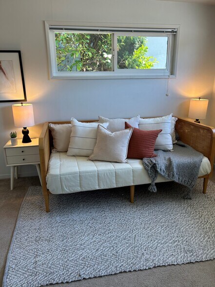 More Photos Of 6506-6508 Lucas Ave, Oakland Apartments For Sale