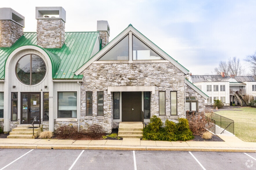 More Photos Of 124 John Robert Thomas Dr, Exton Loft Creative Space For Lease