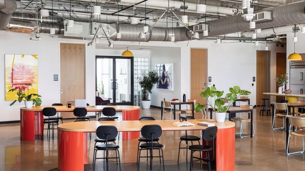 More Photos Of 3300 N Interstate 35, Austin Coworking Space
