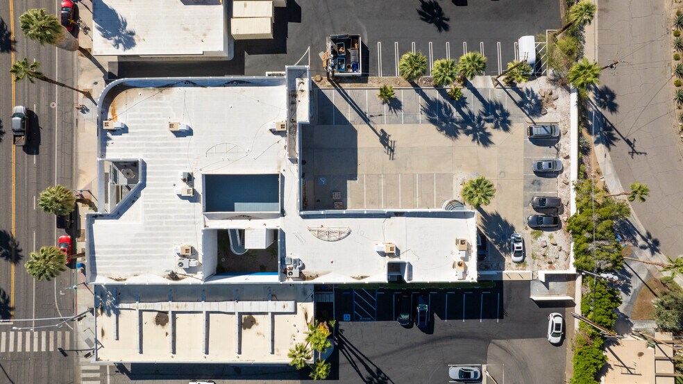 More Photos Of 777 N Palm Canyon Dr, Palm Springs Loft Creative Space For Sale