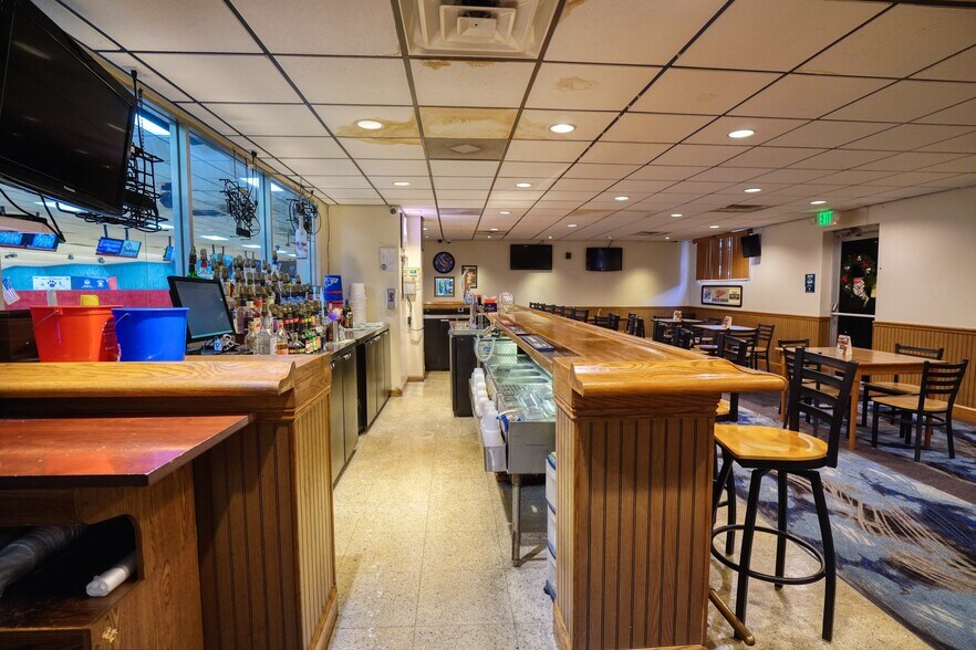 More Photos Of 3279 McClelland Ave, Erie Bowling Alley For Sale