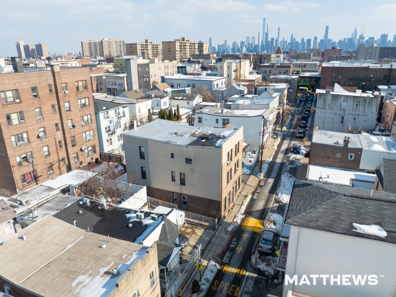More Photos Of 526 Lincoln St, Union City Apartments For Sale