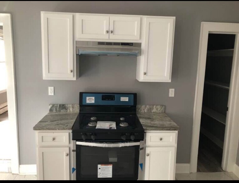 More Photos Of 259 Grove St, New Britain Apartments For Sale