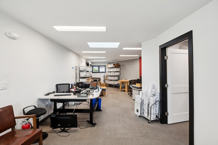 More Photos Of 1000 Calcot Pl, Oakland Warehouse For Sale