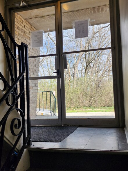 More Photos Of 1725 Hastings Ave, Cincinnati Apartments For Sale