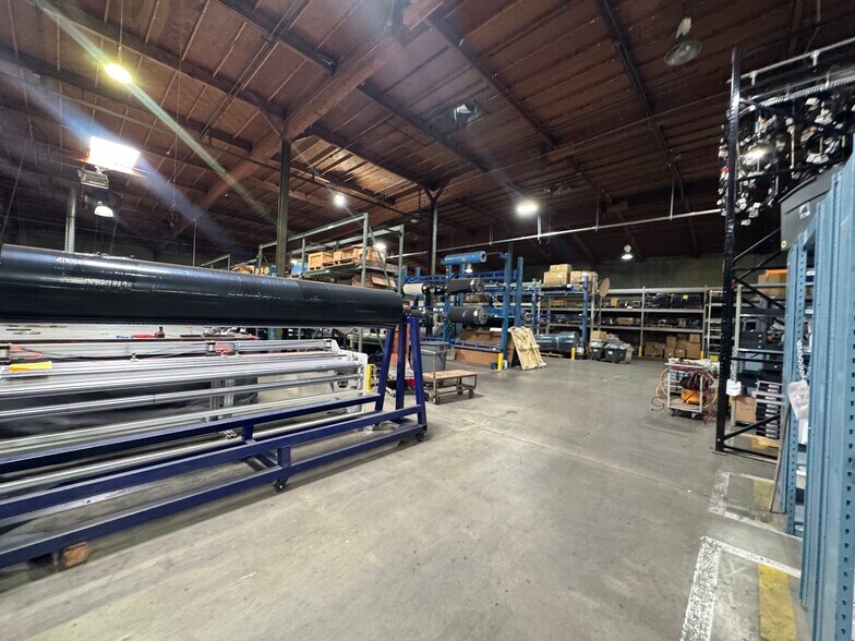 More Photos Of 2915 E Washington Blvd, Los Angeles Warehouse For Sale