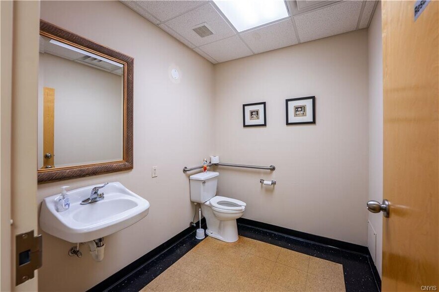 More Photos Of 1107 Floyd Ave, Rome Medical For Sale