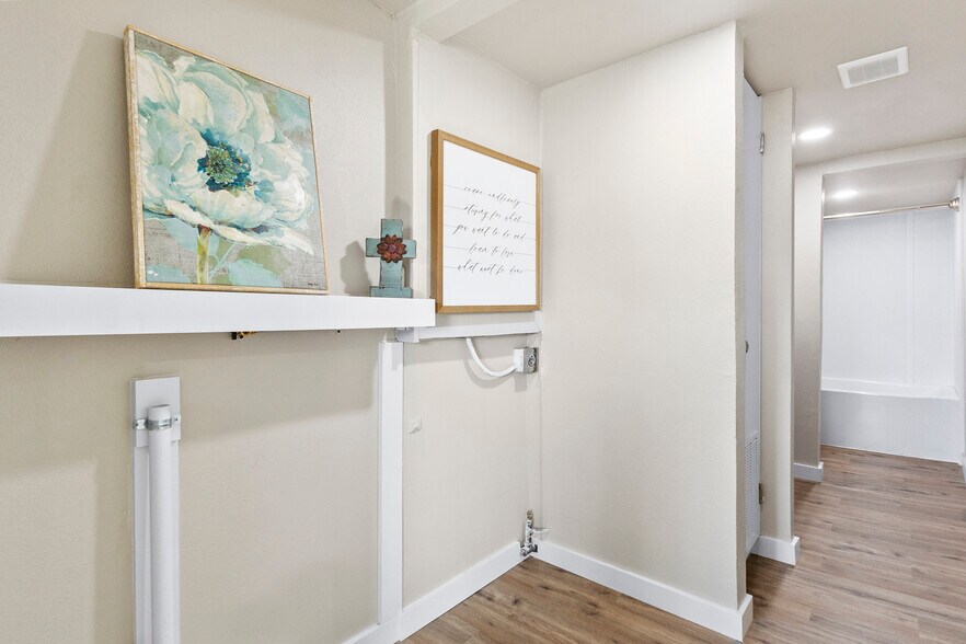 More Photos Of 4704 Judson Rd, Longview Office Residential For Sale