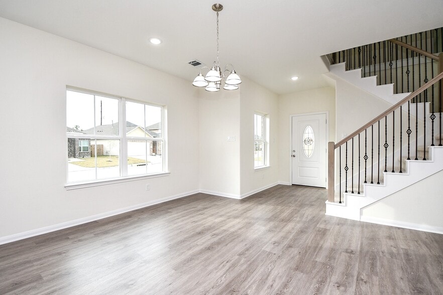 More Photos Of 2815 Bowlin Leaf Ln, Houston Multifamily For Sale