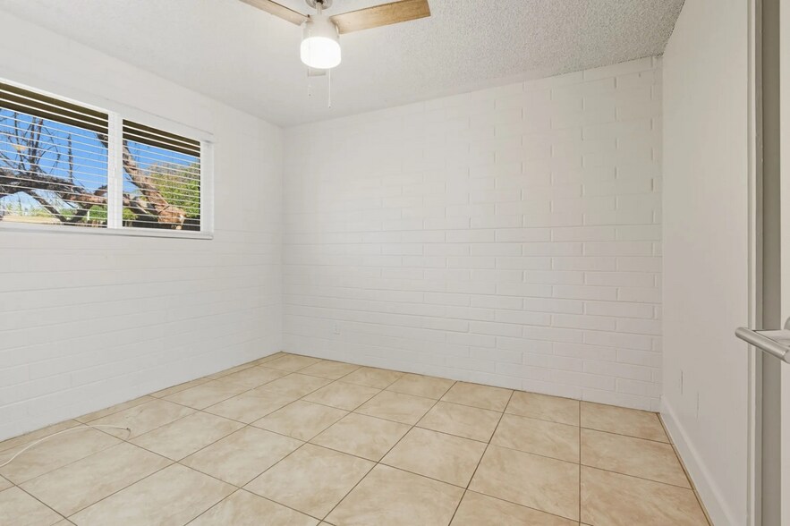 More Photos Of 510 N Horne, Mesa Apartments For Sale