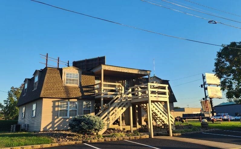 More Photos Of 701 Winchester Ave, Ashland Office For Sale