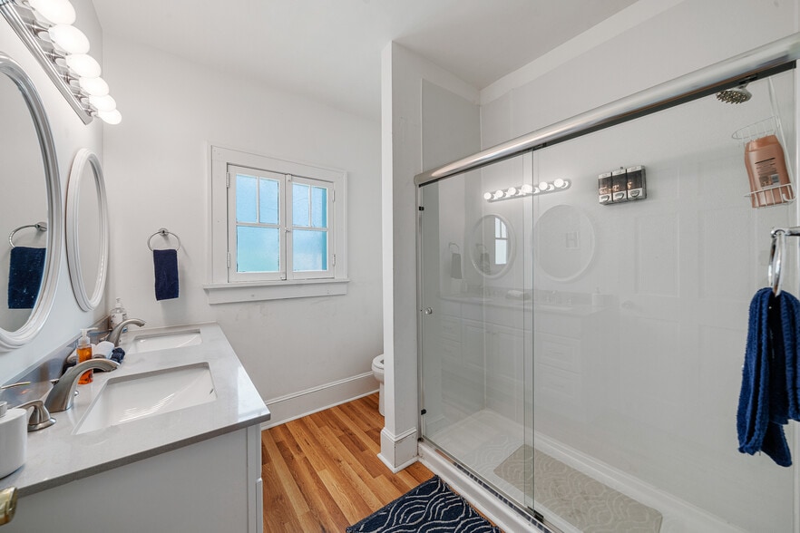 More Photos Of 973 N Harbor City Blvd, Melbourne Specialty For Sale