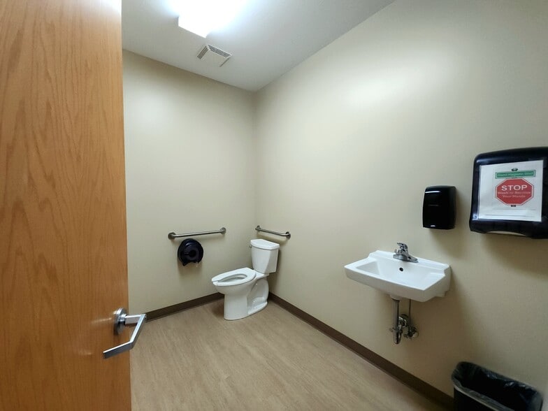 More Photos Of 7376 Business Center Dr, Avon Office For Sale
