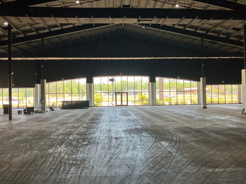 More Photos Of 8251 Al-59, Foley Warehouse For Lease