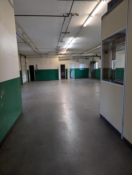 More Photos Of 4325 Lisa Dr, Tipp City Manufacturing For Sale