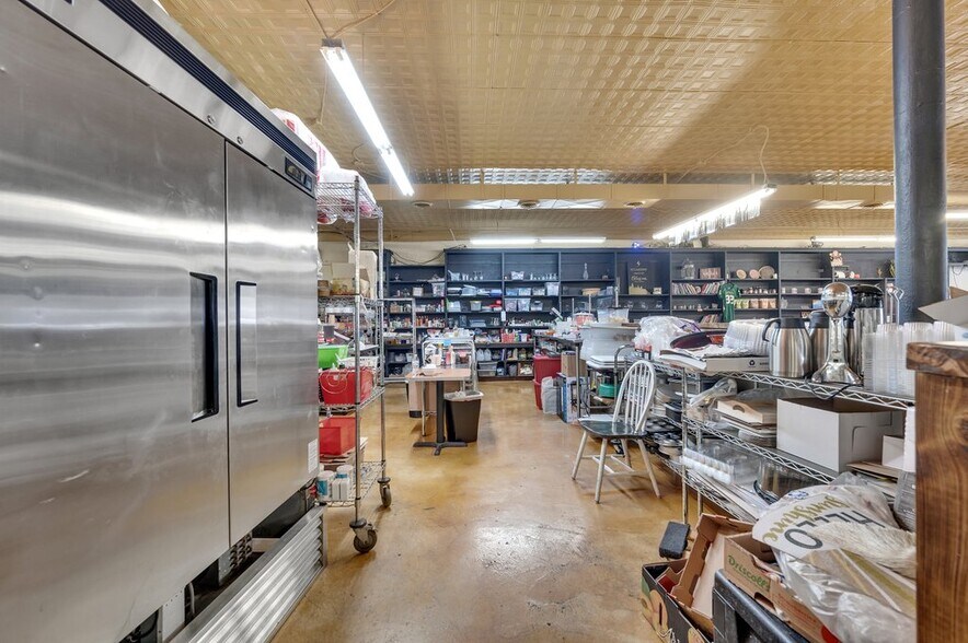 More Photos Of 101 E Virginia Ave, Bessemer City Storefront Retail Residential For Lease