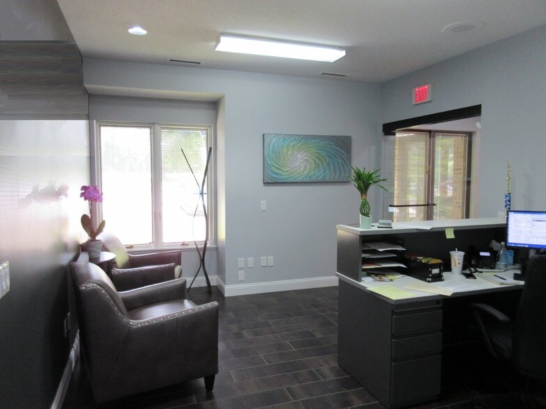 More Photos Of 1803 Whites Rd, Kalamazoo Office For Lease
