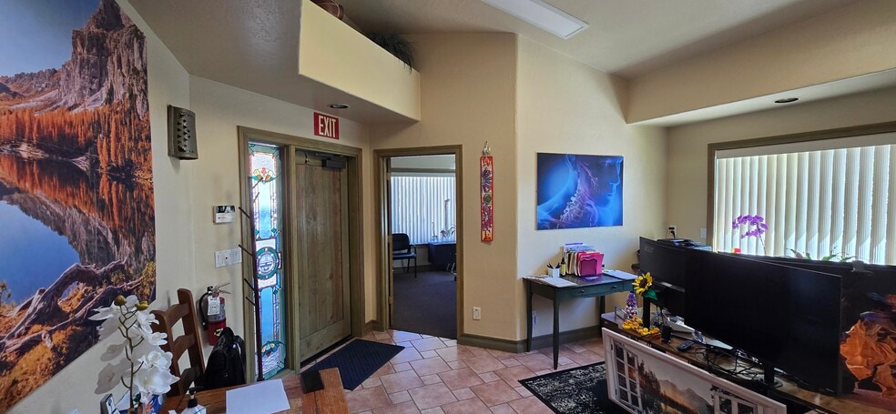 More Photos Of 1670 Willow Creek Rd, Prescott Office For Lease