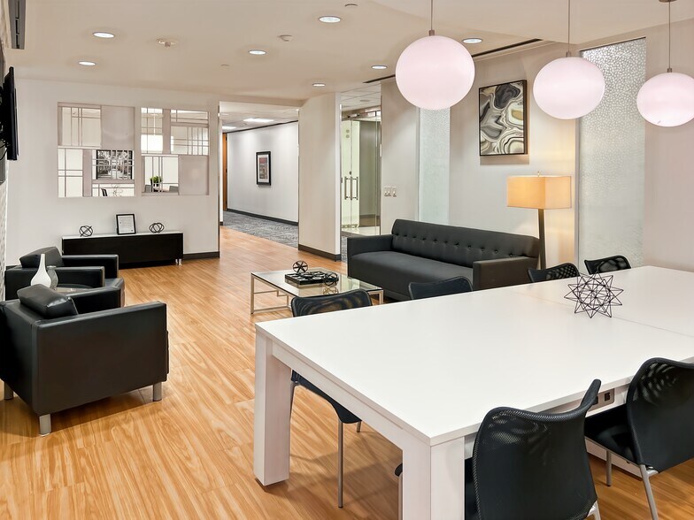 More Photos Of 1 Riverway, Houston Coworking Space