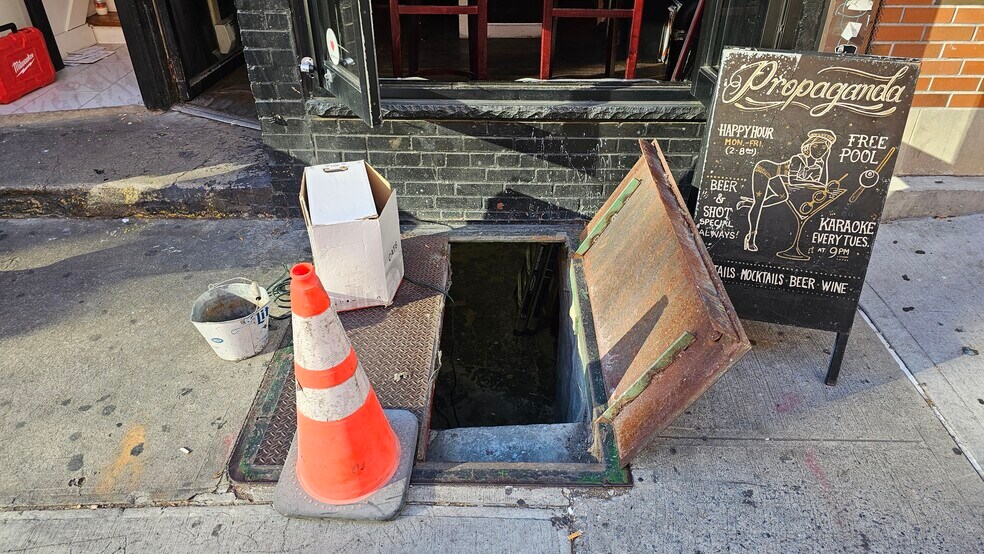 More Photos Of 360 Bedford Ave, Brooklyn Storefront Retail Residential For Lease