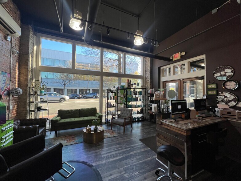More Photos Of 417 Hay St, Fayetteville Office For Lease