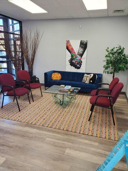 More Photos Of 1510 W Court St, Flint Medical For Lease