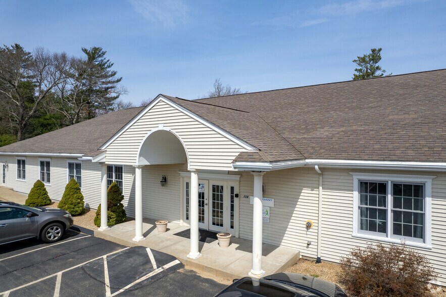 More Photos Of 104 Charles Eldridge Rd, Lakeville Office For Lease