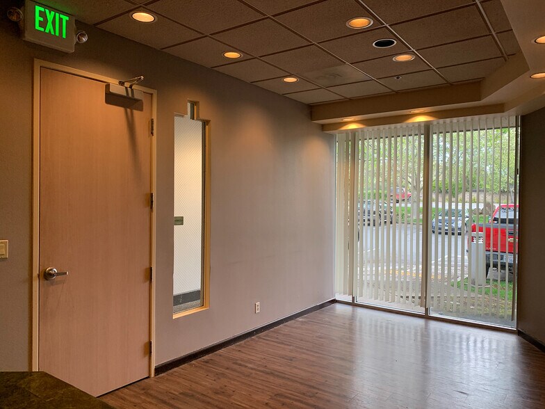 More Photos Of 6000 Fairway Dr, Rocklin Medical For Sale