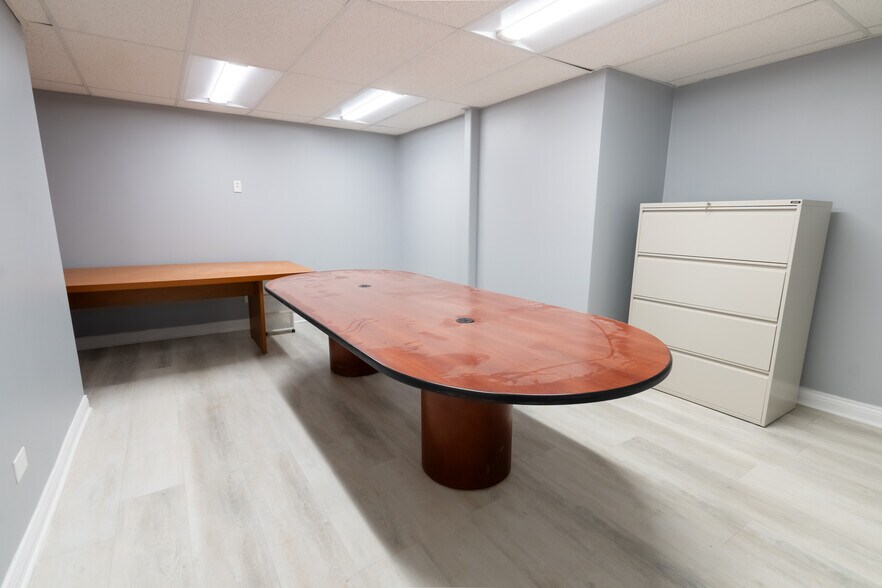 More Photos Of 6600 W College Dr, Palos Heights Medical For Sale