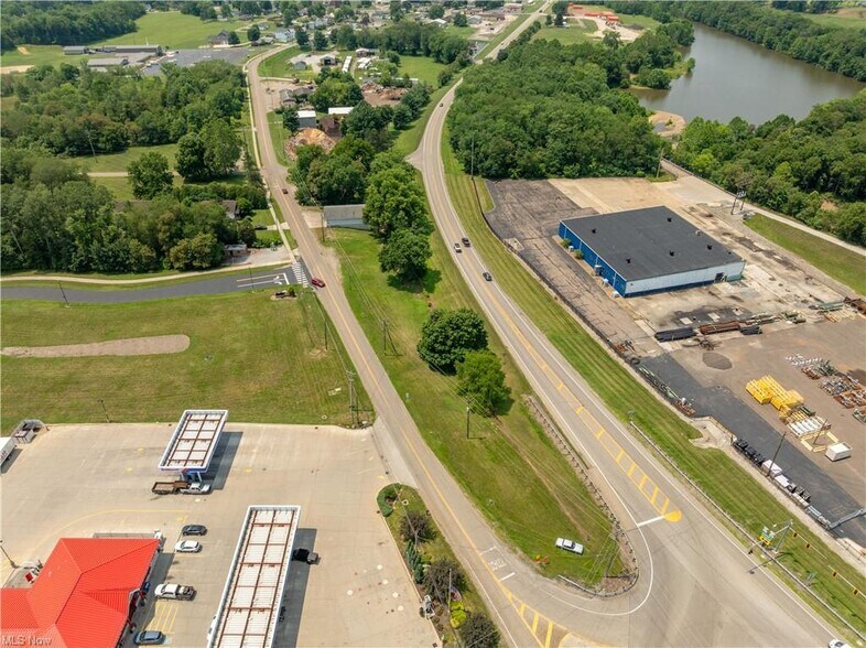 More Photos Of 3249 Coral Rd, Malvern Office For Sale