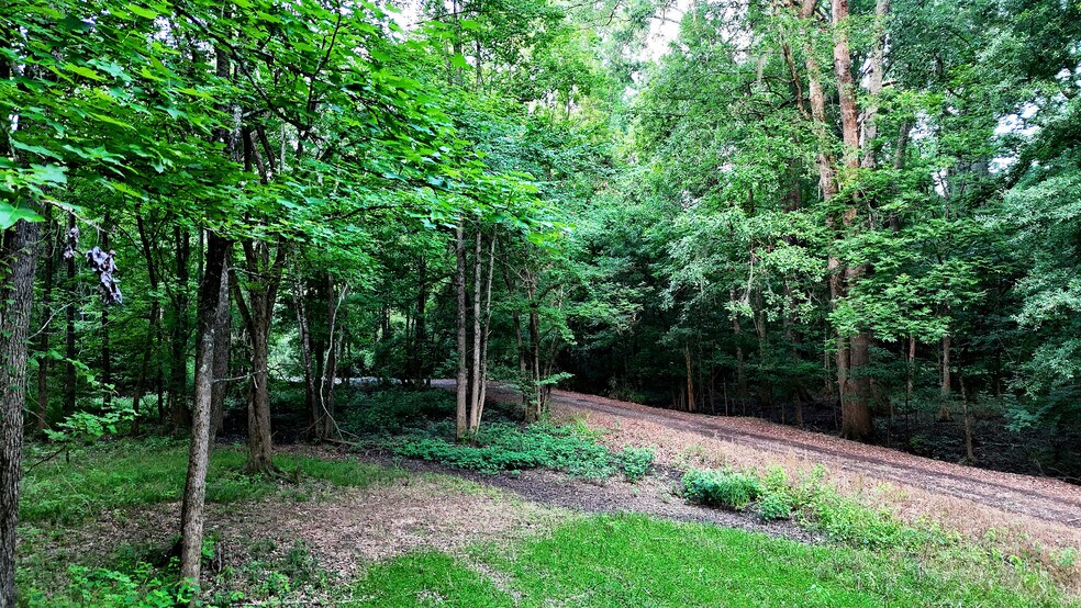 More Photos Of 2030 Longwood rd, Columbia Land For Sale