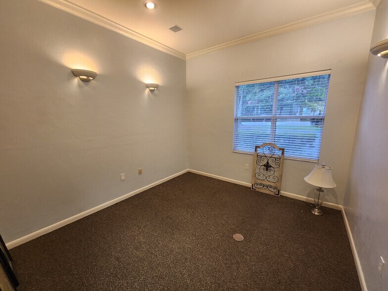 More Photos Of 101 NW 75th St, Gainesville Office For Lease