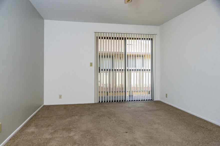 More Photos Of 3337 La Canada Dr, Cameron Park Apartments For Sale