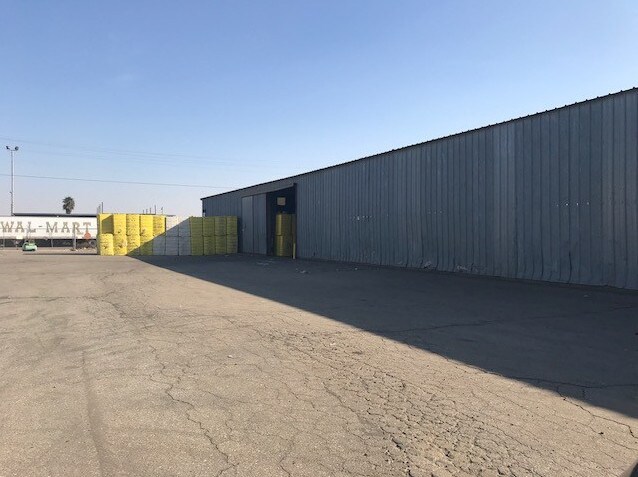 More Photos Of 120 Washington St, Bakersfield Warehouse For Lease