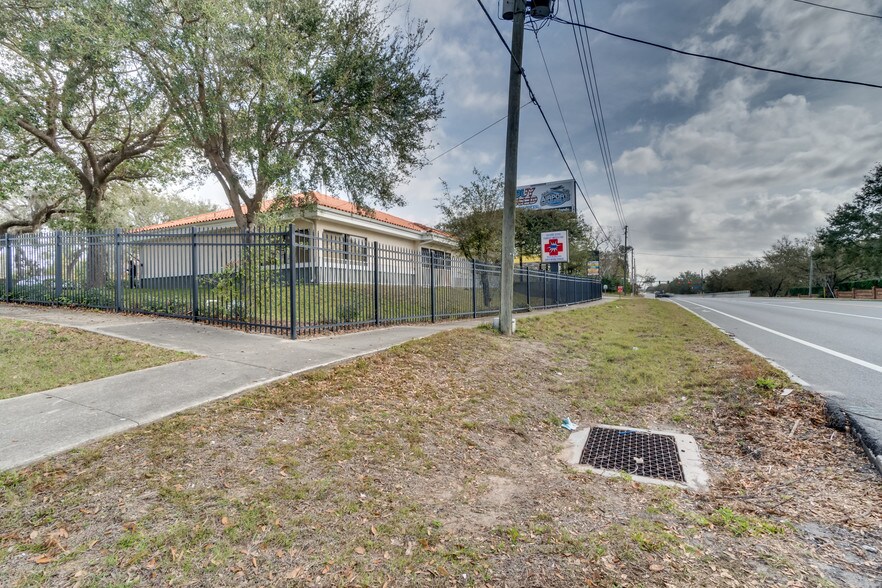 More Photos Of 1202 E Silver Star Rd, Ocoee Medical For Sale