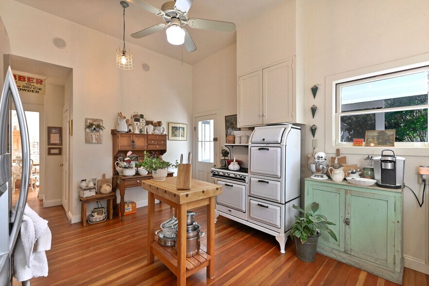 More Photos Of 68 Church Hill Rd, San Andreas Flex For Sale