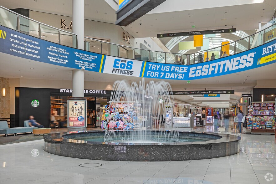 More Photos Of 9301 Tampa Ave, Northridge Unknown For Lease